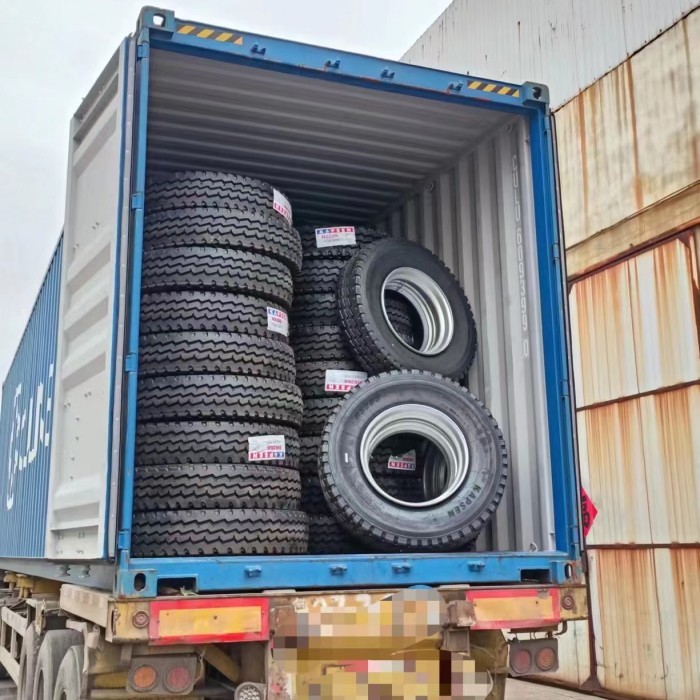 Tyres assembly wheel to Russia